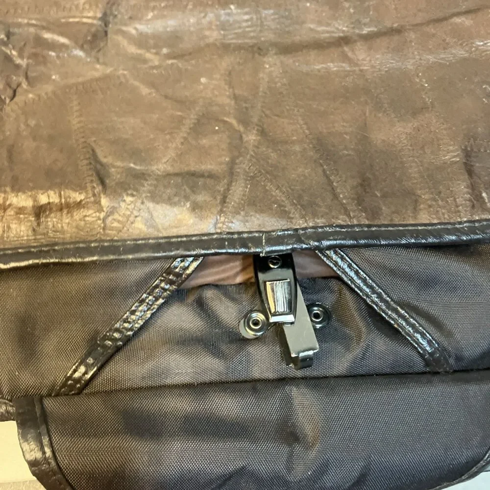 Potomac Leather Goods Company Genuine Leather Garment Travel Bag